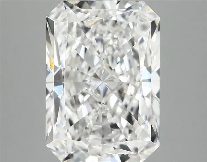 4.09 Carat · RADIANT · E · VVS2 · IGI · Excellent Cut