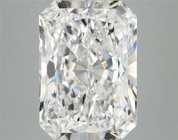 4.09 Carat · RADIANT · E · VVS2 · IGI · Excellent Cut