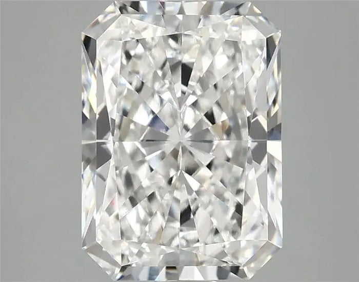 3.07 Carat · RADIANT · F · VVS2 · IGI · Excellent Cut