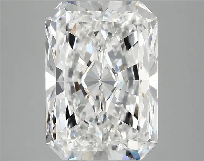 4.90 Carat · RADIANT · E · VVS2 · IGI · Excellent Cut