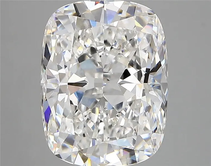 4.72 Carat · CUSHION · E · FL · IGI · Excellent Cut
