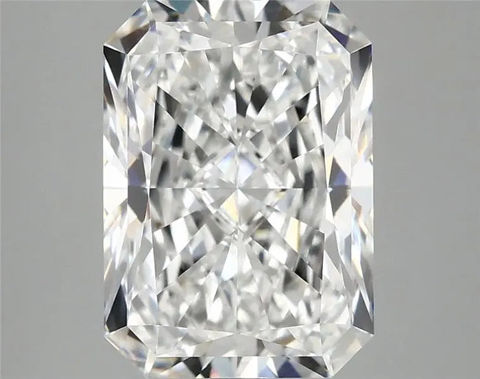 4.07 Carat · RADIANT · E · VVS2 · IGI · Excellent Cut