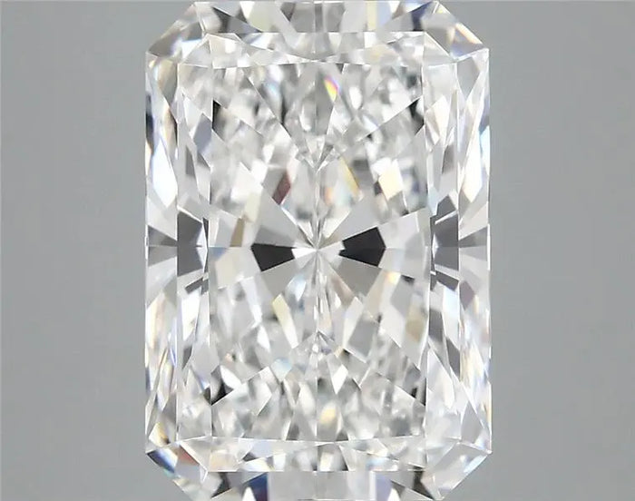 4.05 Carat · RADIANT · E · VVS2 · IGI · Excellent Cut