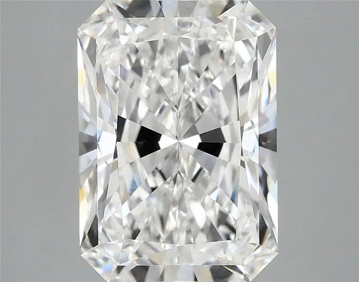 4.09 Carat · RADIANT · E · VVS2 · IGI · Excellent Cut