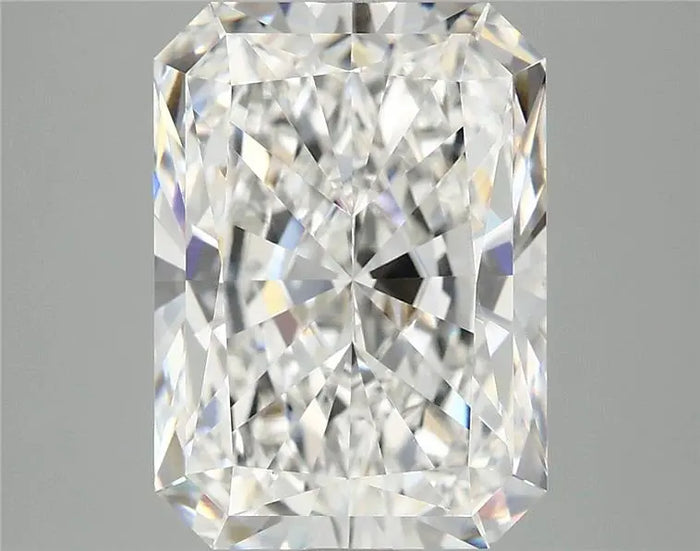 4.90 Carat · RADIANT · E · VVS2 · IGI · Excellent Cut