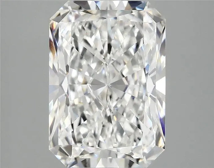 4.16 Carat · RADIANT · E · VVS2 · IGI · Excellent Cut
