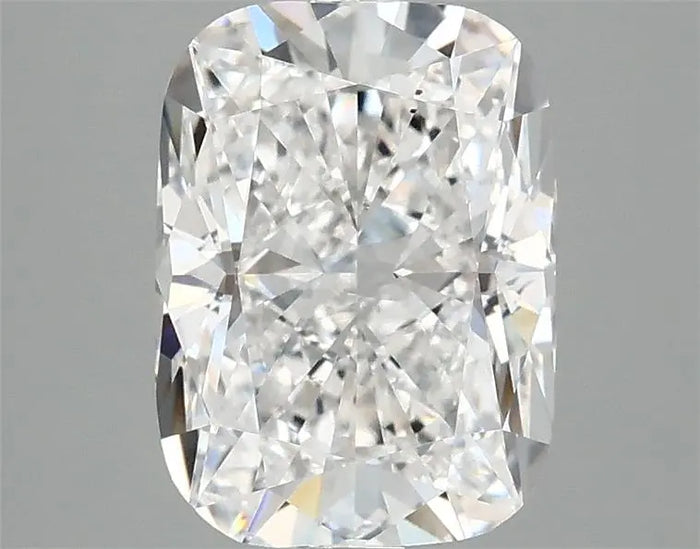 2.81 Carat · CUSHION · E · VS1 · IGI · Excellent Cut