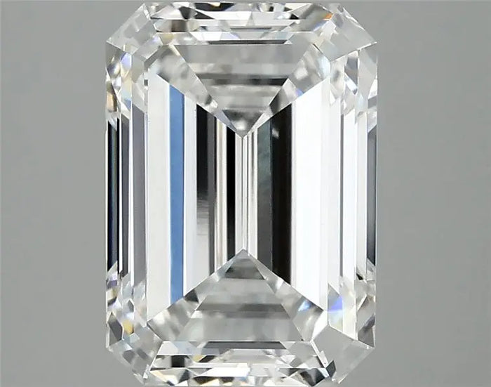 3.98 Carat · EMERALD · E · VVS2 · IGI · Excellent Cut