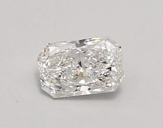 0.46 Carat · RADIANT · E · VS1 · IGI · Very Good Cut