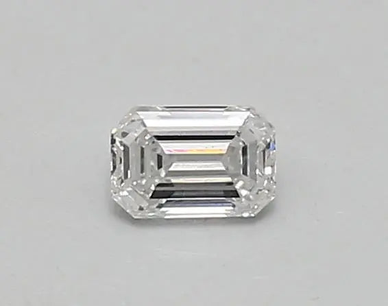 0.32 Carat · EMERALD · E · VVS2 · IGI · Very Good Cut