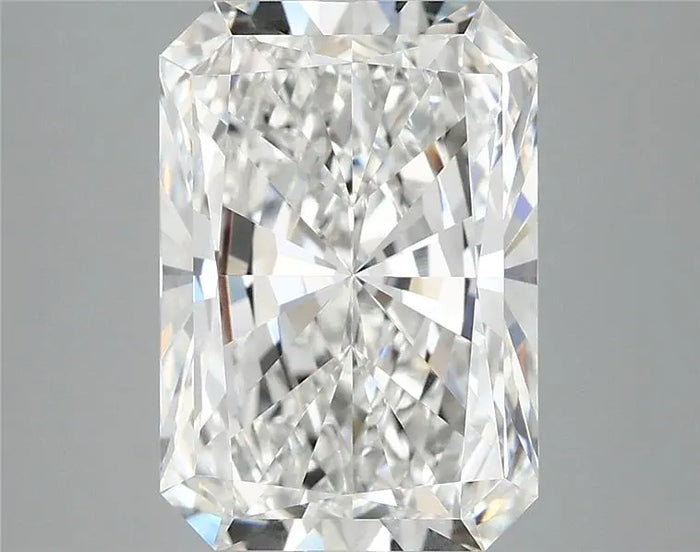 4.89 Carat · RADIANT · E · VVS2 · IGI · Excellent Cut