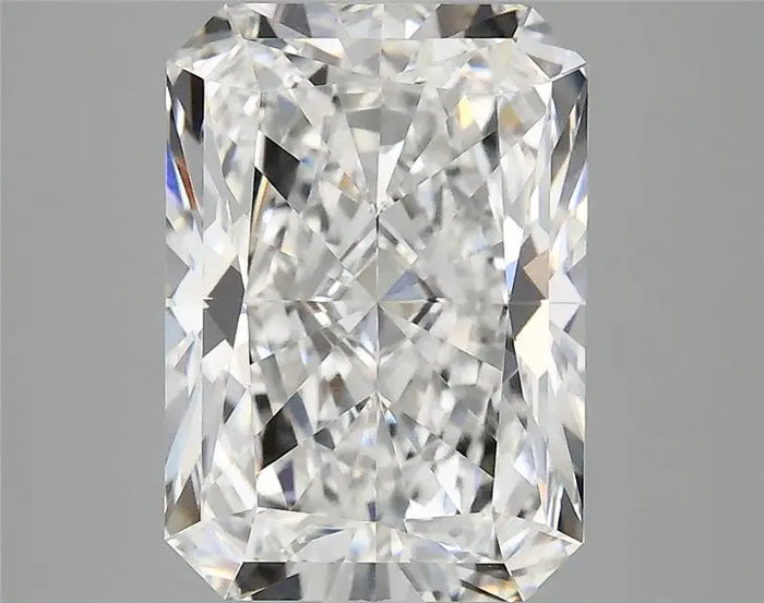 4.04 Carat · RADIANT · E · VVS2 · IGI · Excellent Cut