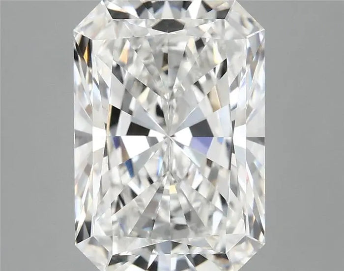 4.06 Carat · RADIANT · E · VVS2 · IGI · Excellent Cut