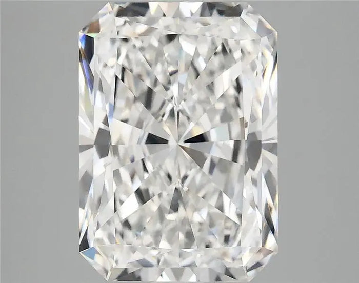 3.93 Carat · RADIANT · E · VVS2 · IGI · Excellent Cut