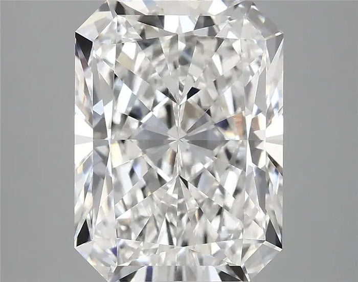 3.96 Carat · RADIANT · E · VVS2 · IGI · Excellent Cut