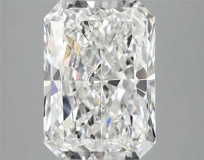 3.88 Carat · RADIANT · E · VVS2 · IGI · Excellent Cut