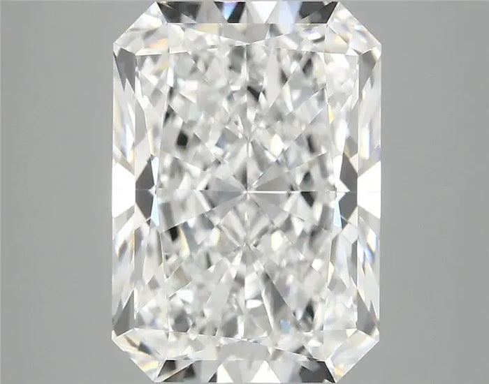 4.16 Carat · RADIANT · E · VVS2 · IGI · Excellent Cut