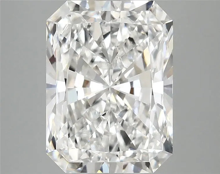 4.05 Carat · RADIANT · E · VVS2 · IGI · Excellent Cut