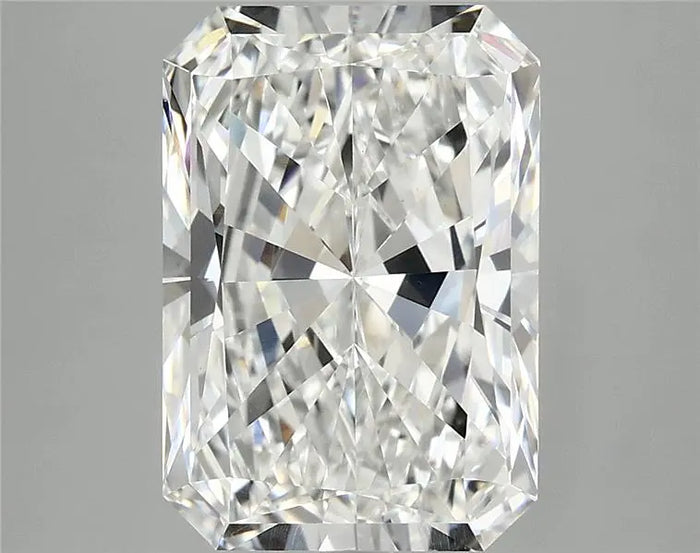 4.70 Carat · RADIANT · E · VVS2 · IGI · Excellent Cut
