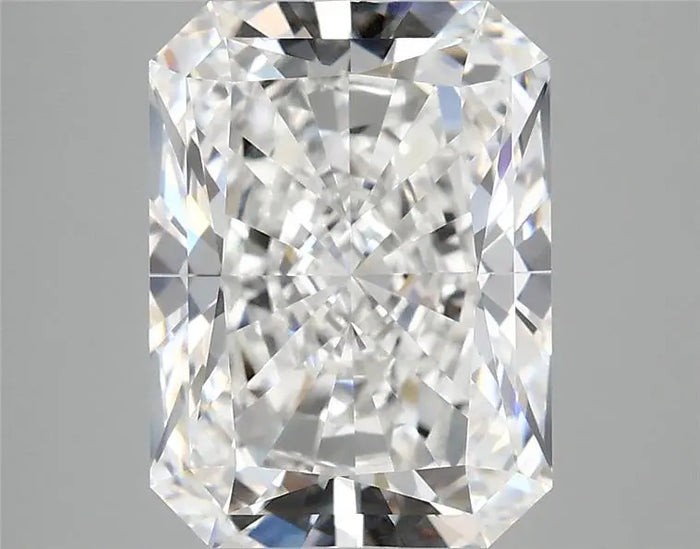 4.16 Carat · RADIANT · E · VVS2 · IGI · Excellent Cut
