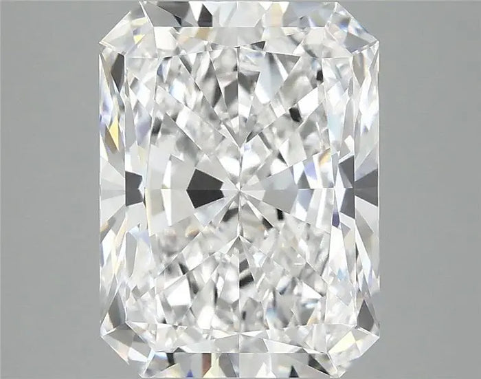 4.16 Carat · RADIANT · D · VVS2 · IGI · Excellent Cut