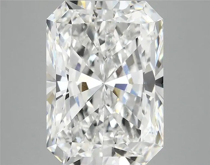 4.83 Carat · RADIANT · E · VVS2 · IGI · Excellent Cut