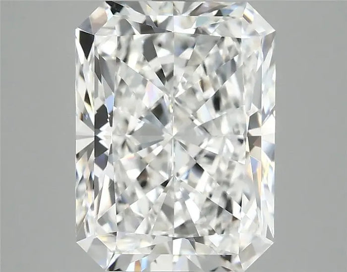 3.98 Carat · RADIANT · E · VVS2 · IGI · Excellent Cut
