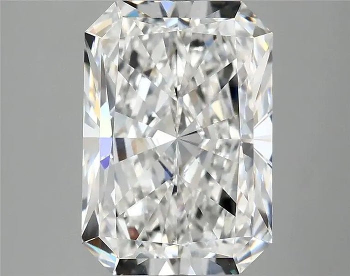 3.96 Carat · RADIANT · D · VVS2 · IGI · Excellent Cut