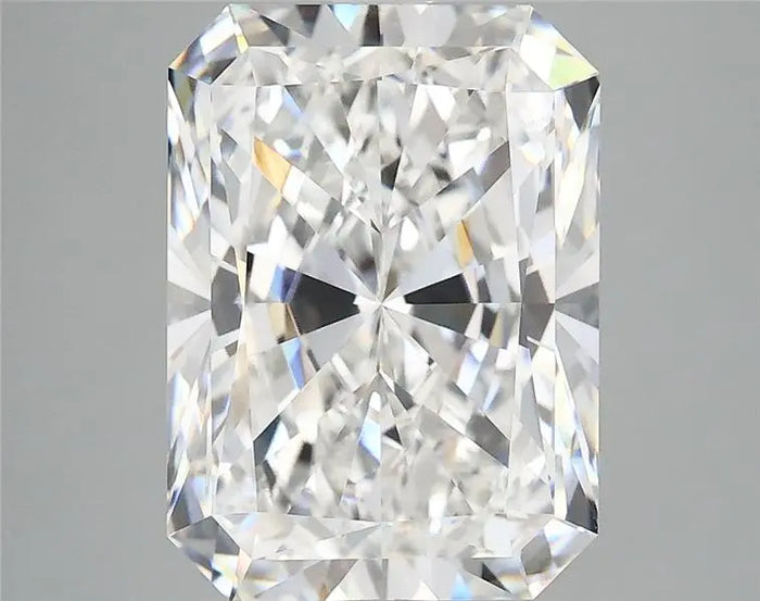 4.99 Carat · RADIANT · E · VVS2 · IGI · Excellent Cut