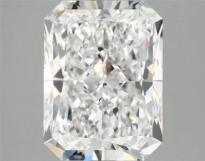 4.08 Carat · RADIANT · D · VVS2 · IGI · Excellent Cut