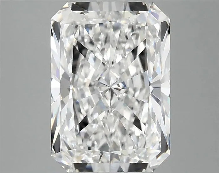 4.09 Carat · RADIANT · E · VVS2 · IGI · Excellent Cut