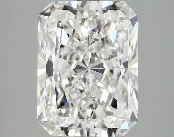 4.06 Carat · RADIANT · E · VVS2 · IGI · Excellent Cut