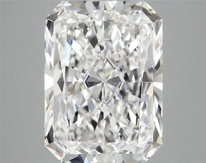 4.05 Carat · RADIANT · E · VVS2 · IGI · Excellent Cut