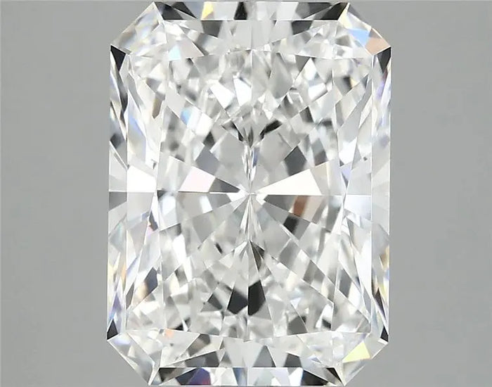 4.09 Carat · RADIANT · E · VVS2 · IGI · Excellent Cut