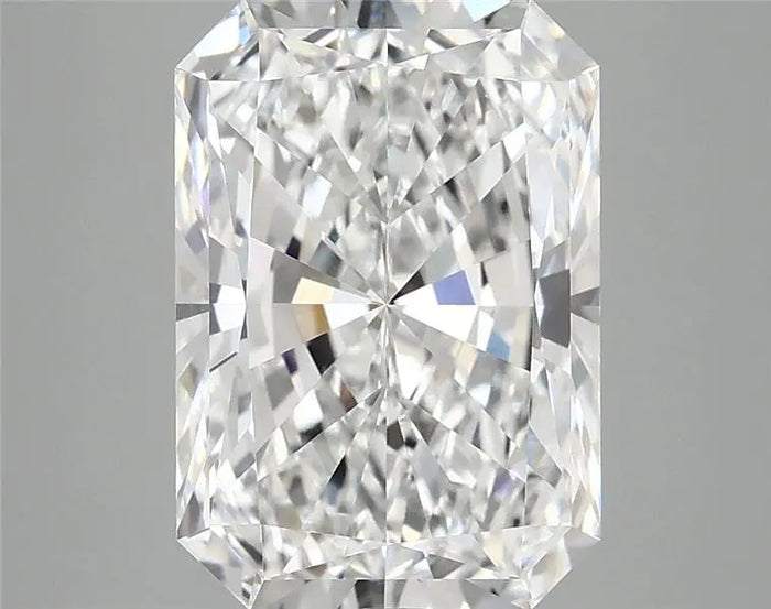 3.97 Carat · RADIANT · E · VVS2 · IGI · Excellent Cut