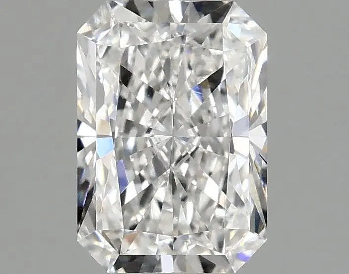 1.59 Carat · RADIANT · E · VVS2 · IGI · Excellent Cut