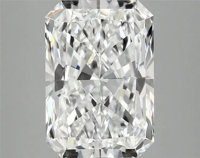 4.06 Carat · RADIANT · E · VVS2 · IGI · Excellent Cut