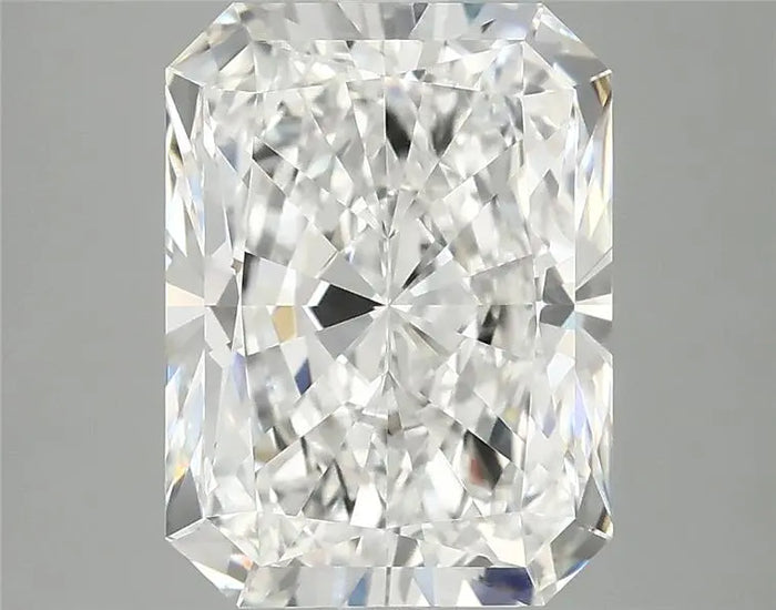 4.04 Carat · RADIANT · E · VVS2 · IGI · Excellent Cut