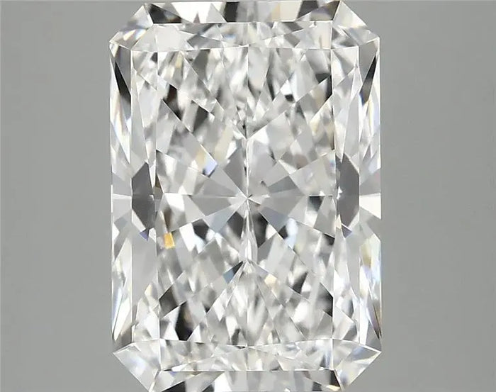 4.04 Carat · RADIANT · E · VVS2 · IGI · Excellent Cut