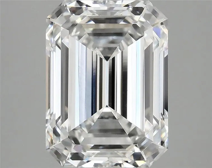 4.34 Carat · EMERALD · E · VVS2 · IGI · Excellent Cut
