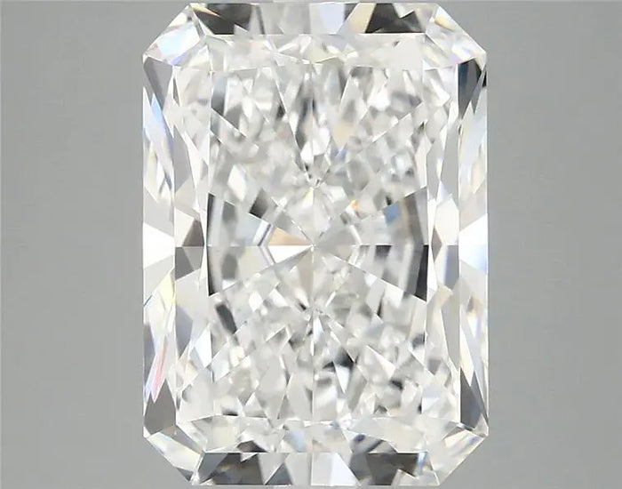 4.37 Carat · RADIANT · E · VVS2 · IGI · Excellent Cut