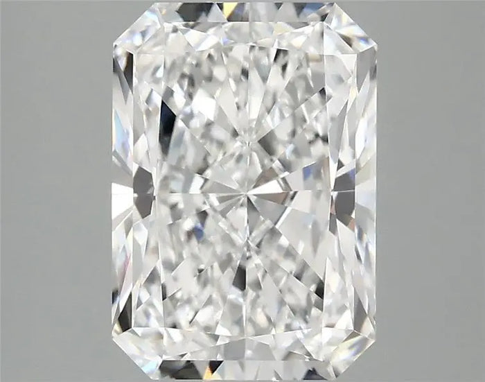 3.08 Carat · RADIANT · E · VVS2 · IGI · Excellent Cut