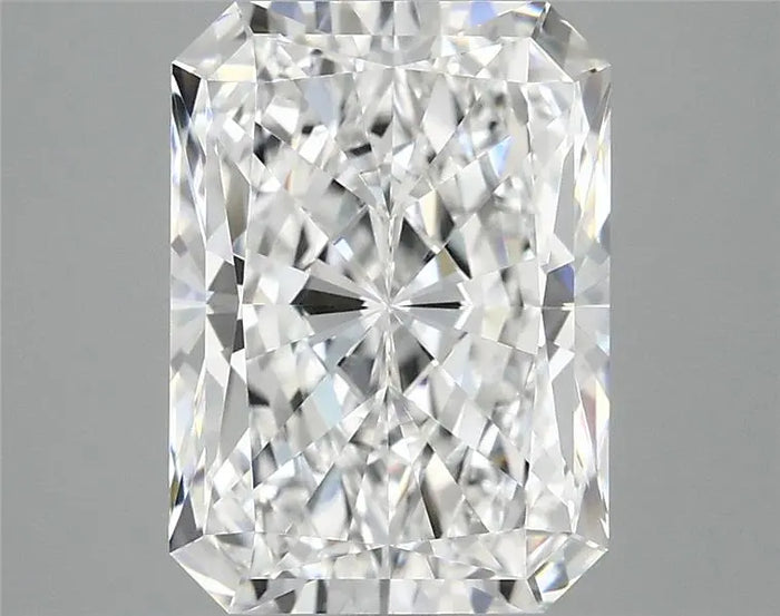 3.91 Carat · RADIANT · E · VVS2 · IGI · Excellent Cut