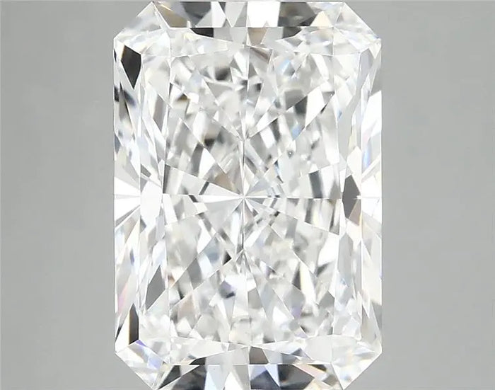 4.06 Carat · RADIANT · D · VVS2 · IGI · Excellent Cut