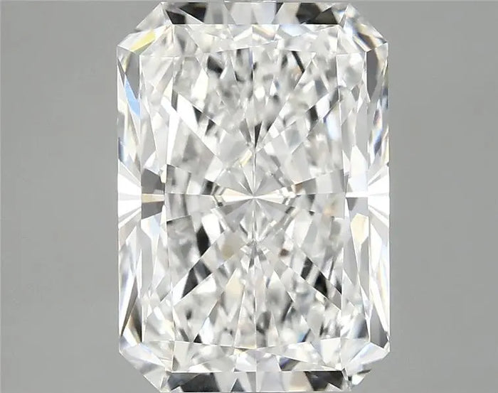 3.95 Carat · RADIANT · E · VVS2 · IGI · Excellent Cut