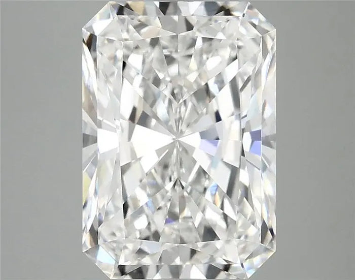4.08 Carat · RADIANT · E · VVS2 · IGI · Excellent Cut