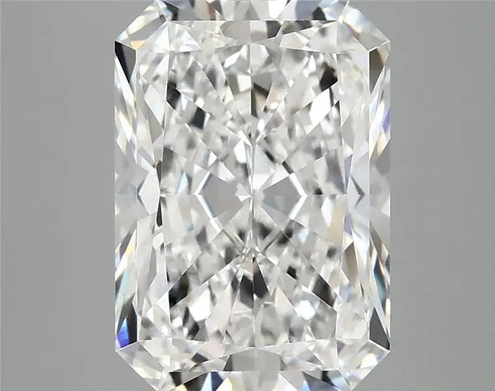 4.18 Carat · RADIANT · E · VVS2 · IGI · Excellent Cut