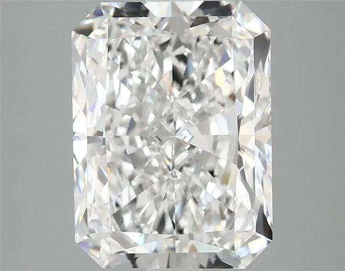 3.97 Carat · RADIANT · E · VVS2 · IGI · Excellent Cut