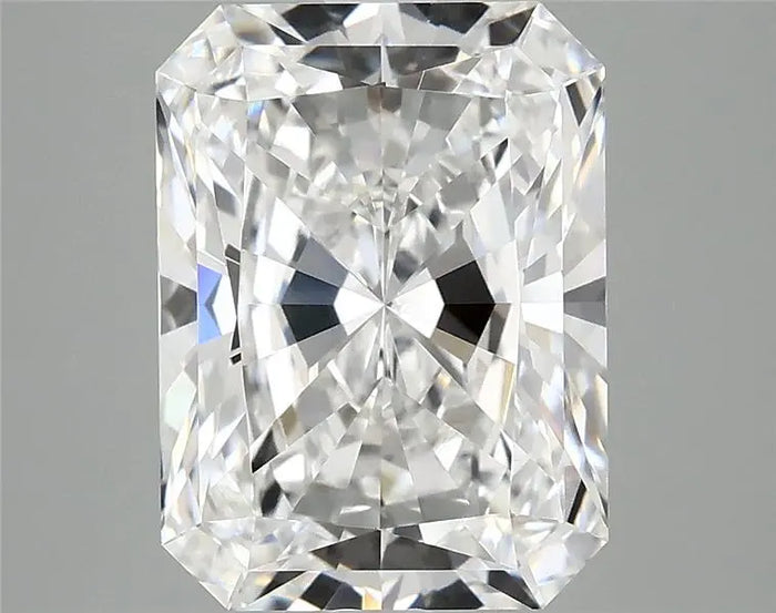 4.09 Carat · RADIANT · E · VVS2 · IGI · Excellent Cut