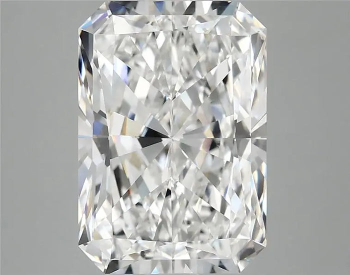 4.09 Carat · RADIANT · E · VVS2 · IGI · Excellent Cut